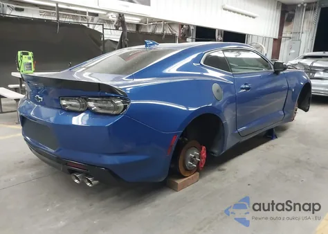 2021 Chevrolet Camaro Rwd 1Ss z USA, uszkodzony, nr VIN 1G1FF1R76M0138574